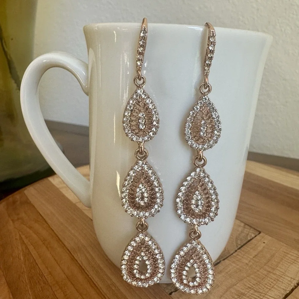 Vintage Teardrop Dangle‎ Drop Earrings 3.75 Inch Pave Clear Rhinestone Gold Tone